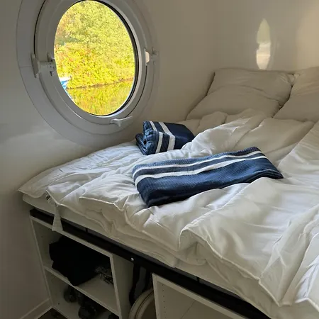 Vindua Pape - Festlieger Båthotell Schwerin (Mecklenburg-Vorpommern)