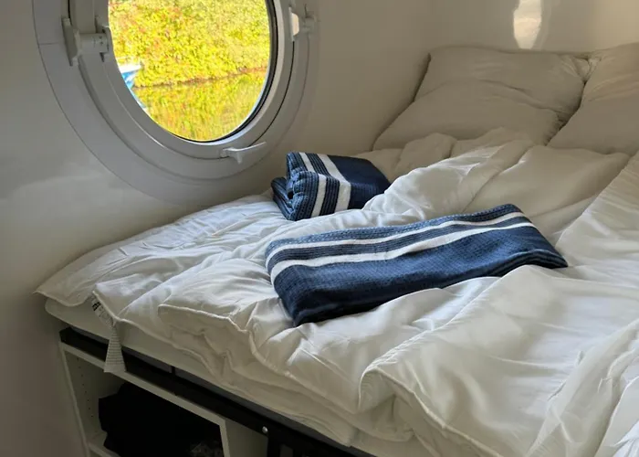 Vindua Pape - Festlieger Botel Schwerin (Mecklenburg-Vorpommern)