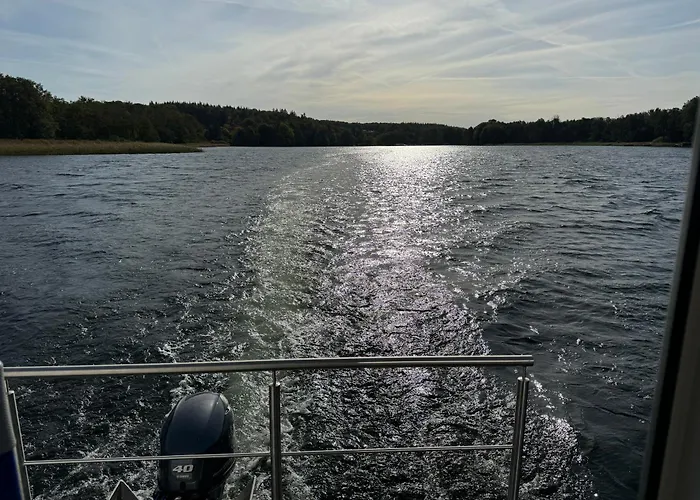 Botel Vindua Pape - Festlieger *